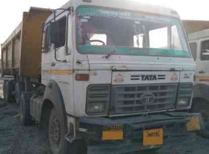 TATA 4018 Images